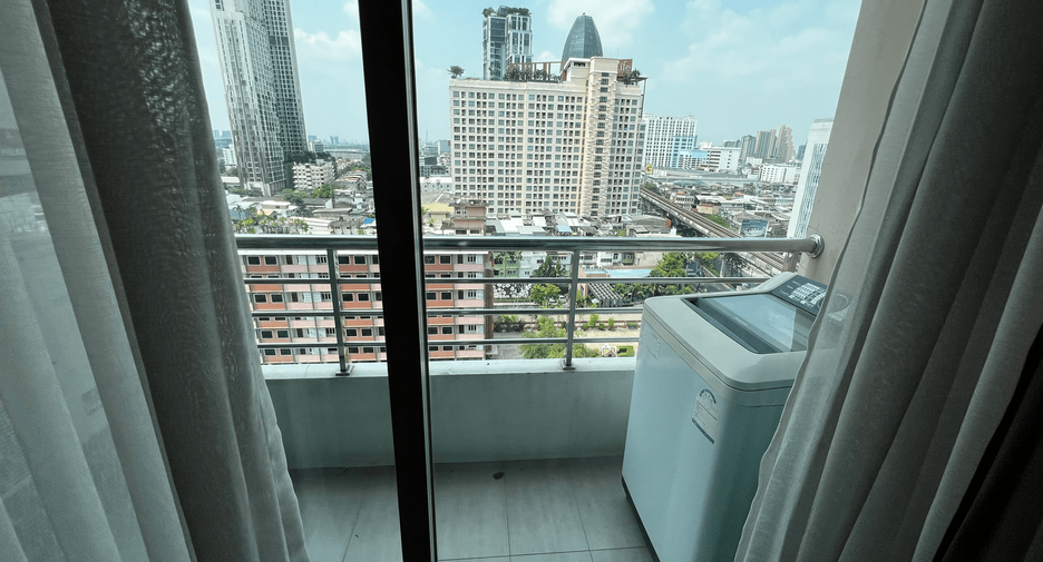 For rent 2 bedrooms condo in Phaya Thai, Bangkok