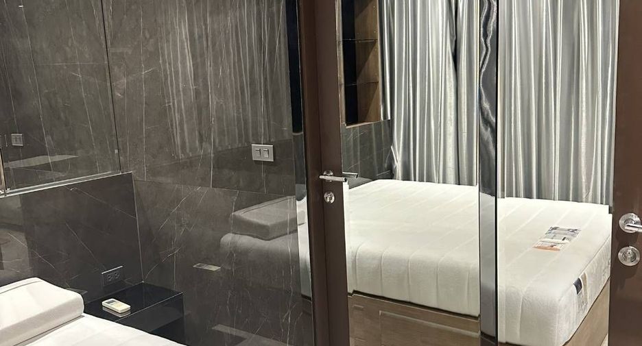 Wohnung zum Kauf und zur Miete mit 2 Zimmer in Huai Khwang, Bangkok