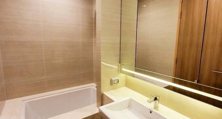For rent 1 bed condo in Watthana, Bangkok