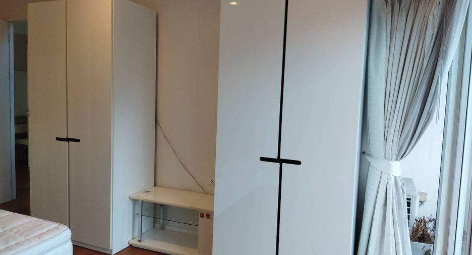 For sale 3 bedrooms townhouse in Wang Thonglang, Bangkok