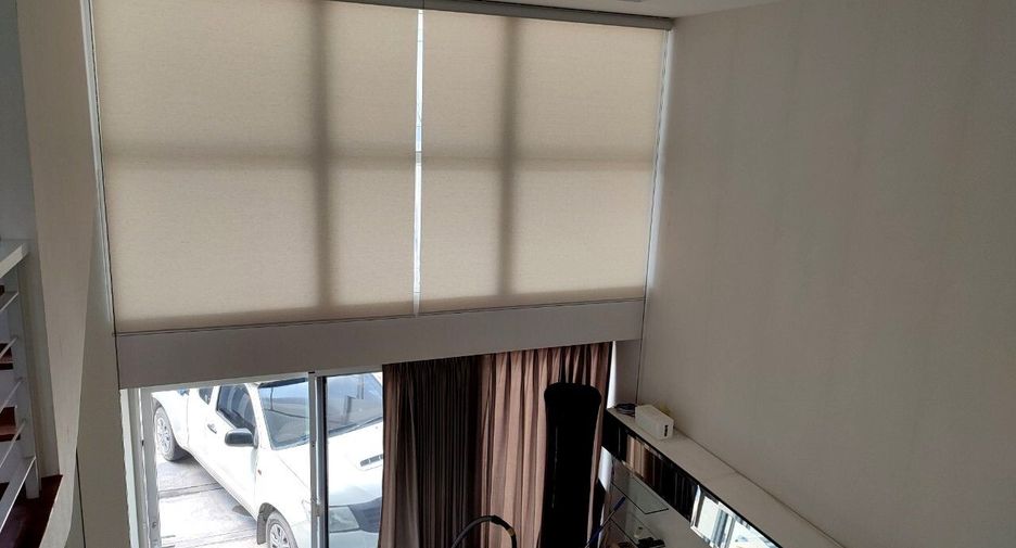 For sale 3 bedrooms townhouse in Wang Thonglang, Bangkok