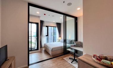 Wohnung zur Miete mit Studio in Khlong Toei, Bangkok