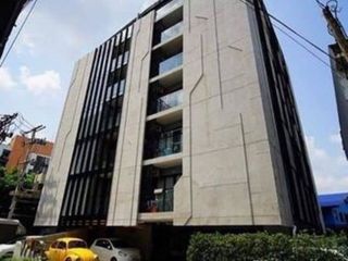 Продажа 2 спальни кондо в Хуаи Кхщанг, Бангкок