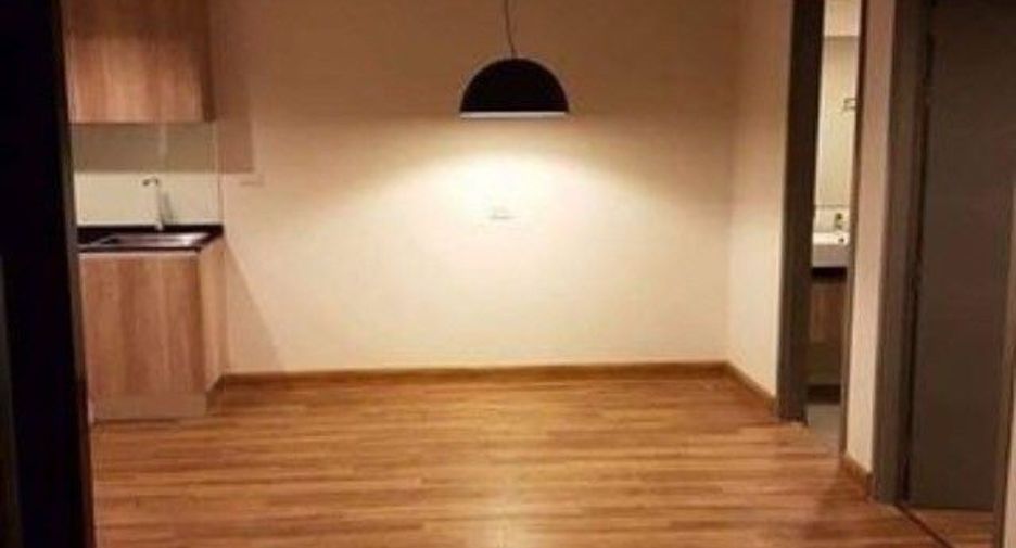 ขาย 2 ห้องนอน คอนโด ใน ห้วยขวาง, กรุงเทพฯ