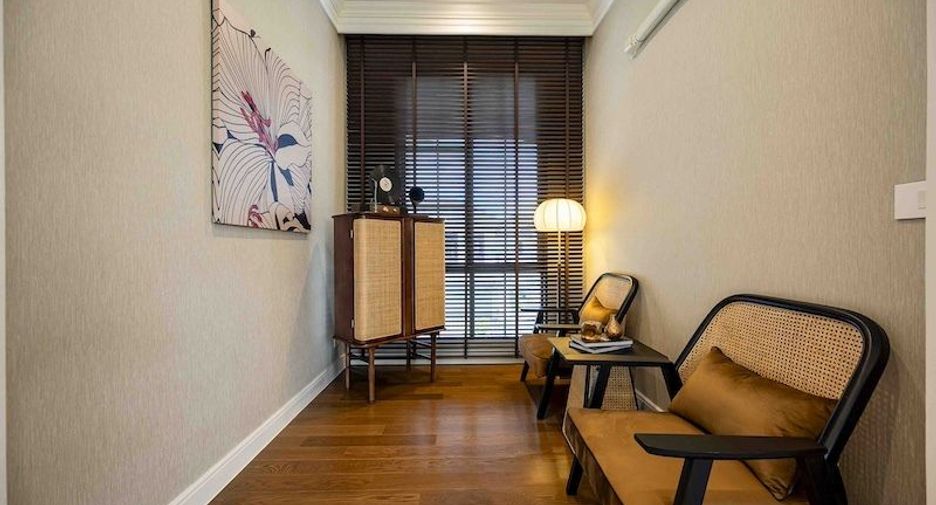 For rent 4 bedrooms house in Bang Kapi, Bangkok