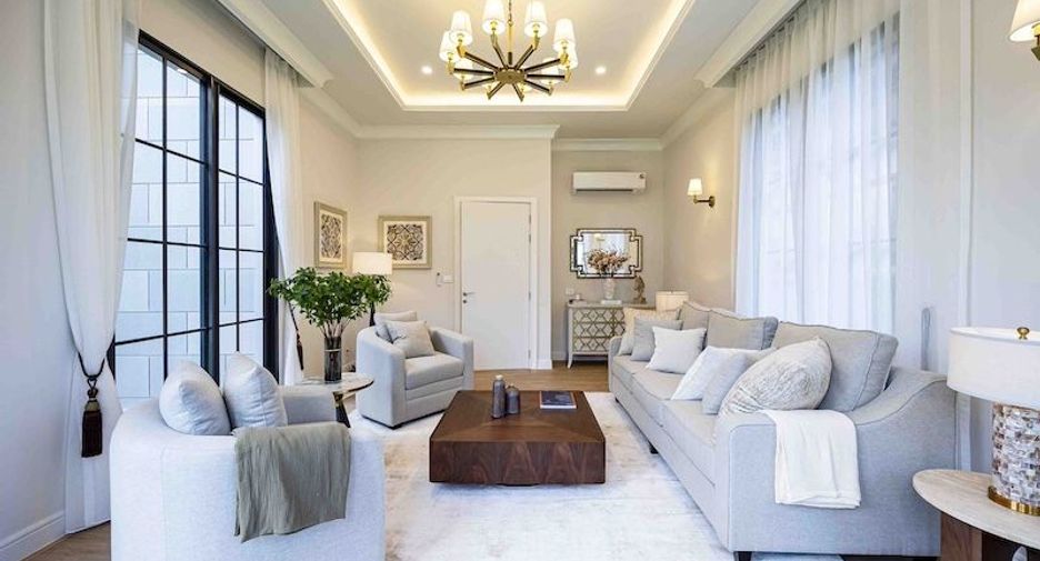 For rent 4 bedrooms house in Bang Kapi, Bangkok