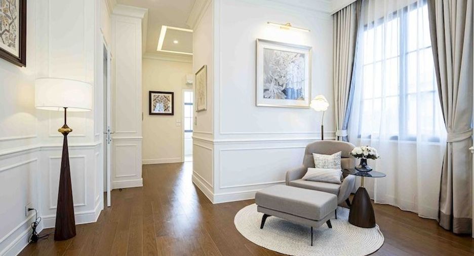 For rent 4 bedrooms house in Bang Kapi, Bangkok