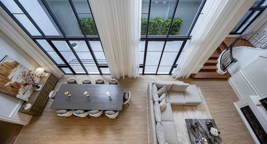 For rent 4 bedrooms house in Bang Kapi, Bangkok