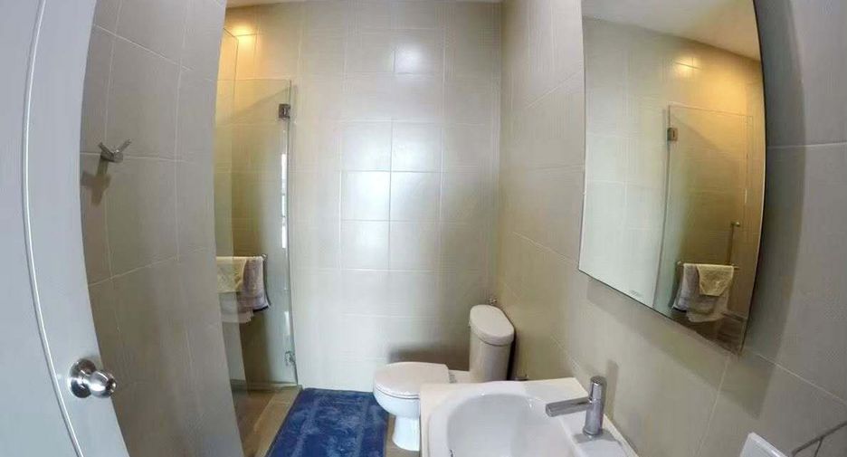 For rent and for sale 1 bed condo in Khlong San, Bangkok