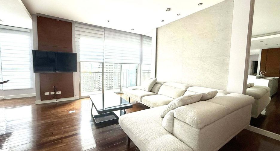 For rent and for sale 1 bed condo in Khlong San, Bangkok