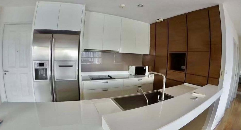 For rent and for sale 1 bed condo in Khlong San, Bangkok