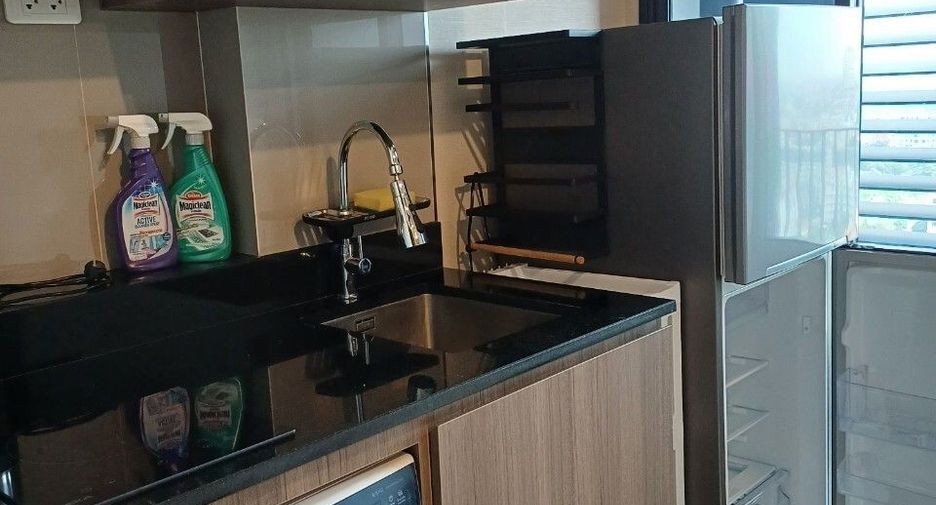 Wohnung zur Miete mit Studio in Bang Na, Bangkok