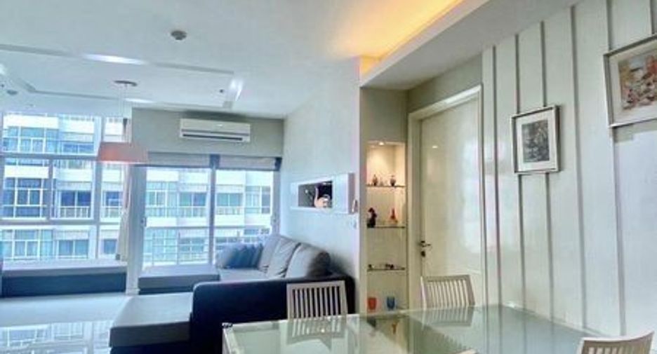 For rent 2 bedrooms condo in Bang Kapi, Bangkok