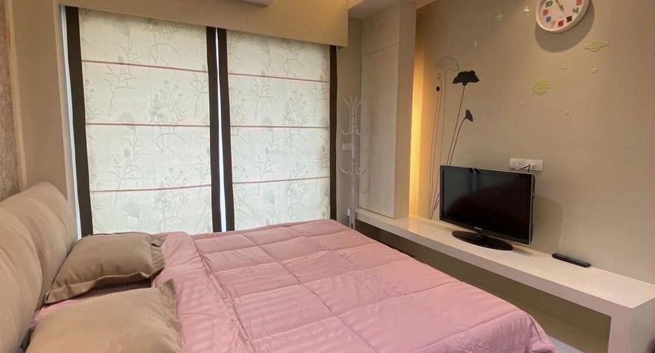 For rent 2 bedrooms condo in Bang Kapi, Bangkok