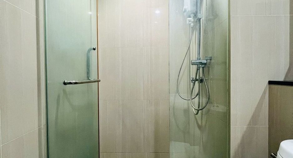 For rent 1 bed condo in Huai Khwang, Bangkok