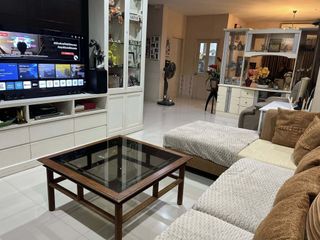 For rent 3 bedrooms house in Bang Kapi, Bangkok