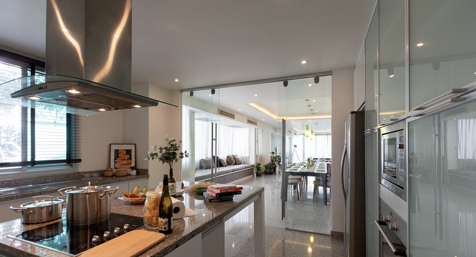 À louer 3 chambres condo à Watthana, Bangkok