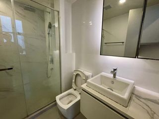 Продажа и аренда 1 кровать кондо в Пхра Кханонг, Бангкок