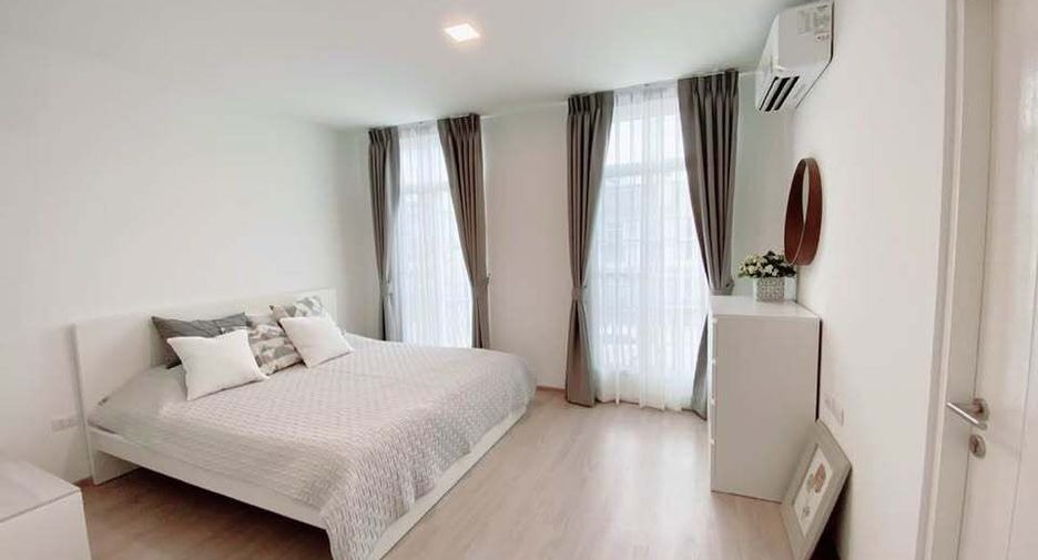 For rent 3 bedrooms townhouse in Prawet, Bangkok