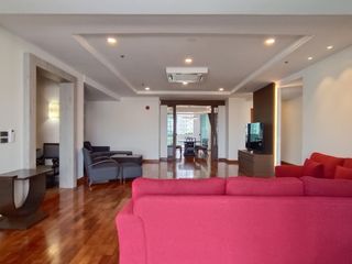 À louer 3 chambres appartement à Khlong Toei, Bangkok
