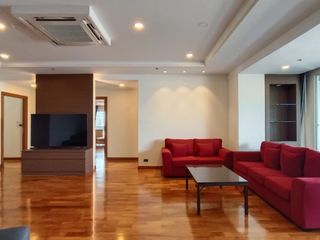 À louer 3 chambres appartement à Khlong Toei, Bangkok
