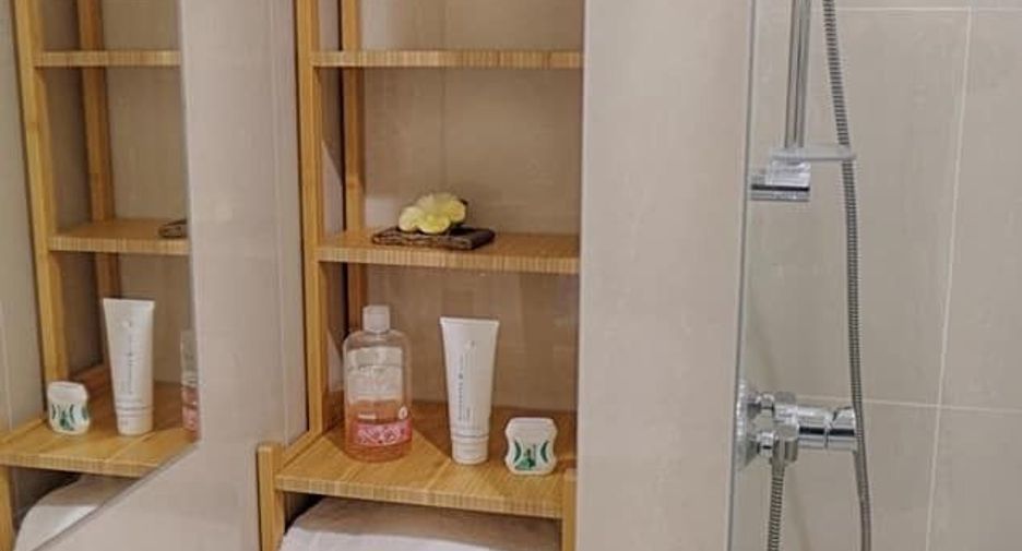 Wohnung zur Miete mit 1 Zimmer in Huai Khwang, Bangkok