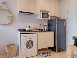 Wohnung zur Miete mit 1 Zimmer in Huai Khwang, Bangkok