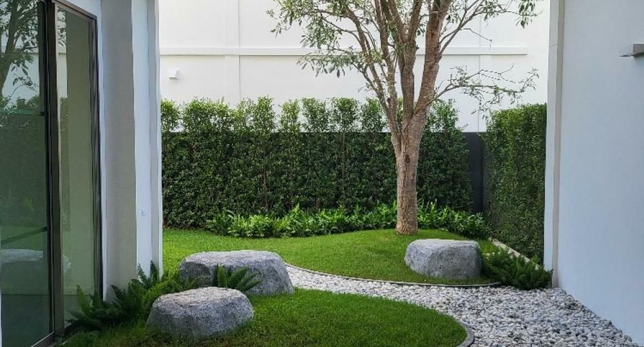 For sale and for rent 3 bedrooms house in Saphan Sung, Bangkok