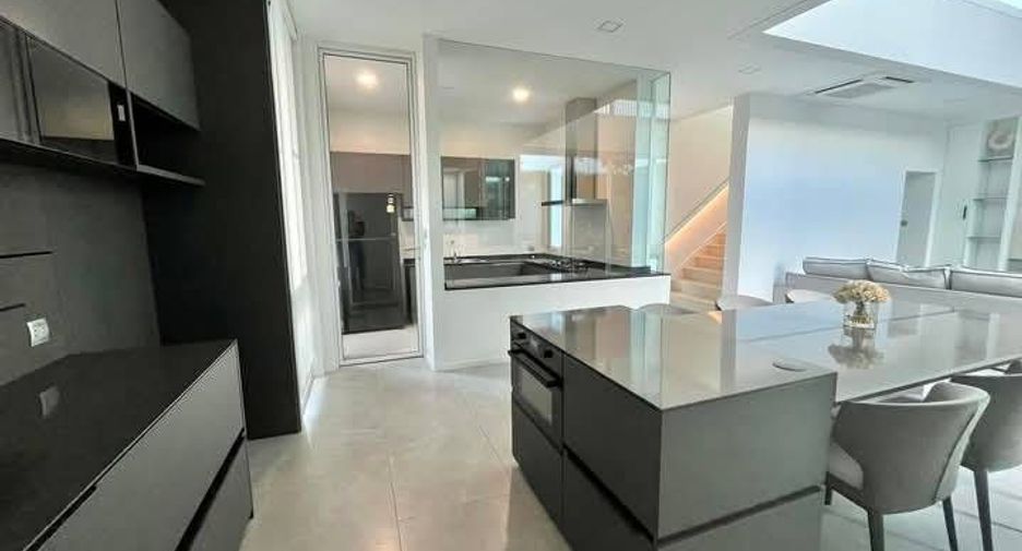 For sale and for rent 4 bedrooms house in Bang Phli, Samut Prakan