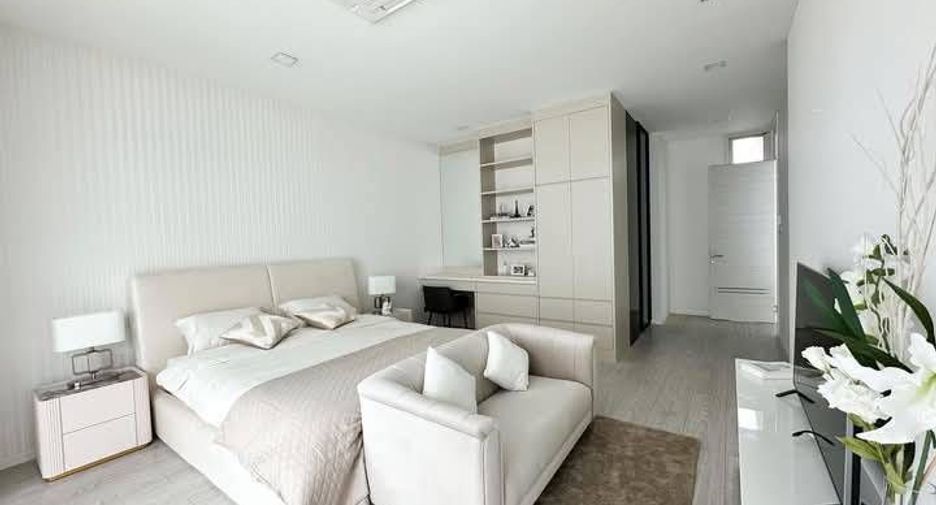 For sale and for rent 4 bedrooms house in Bang Phli, Samut Prakan