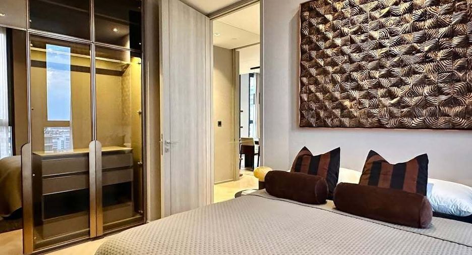 For rent 2 bedrooms condo in Sathon, Bangkok