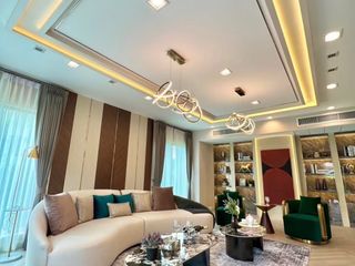 Casa en venta y en alquiler de 5 habitaciones en Lat Krabang, Bangkok
