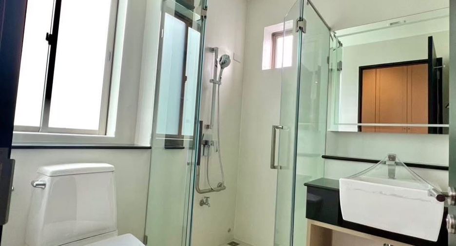 Haus zum Kauf und zur Miete mit 5 Zimmer in Lat Krabang, Bangkok