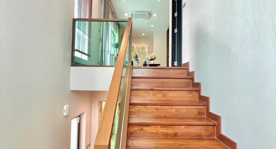 Haus zum Kauf und zur Miete mit 5 Zimmer in Lat Krabang, Bangkok