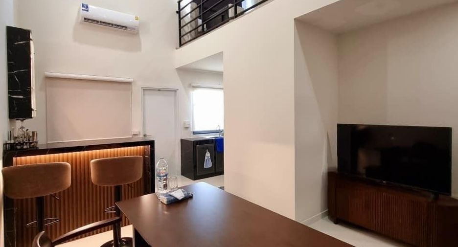 For rent 2 bedrooms townhouse in Bang Phli, Samut Prakan