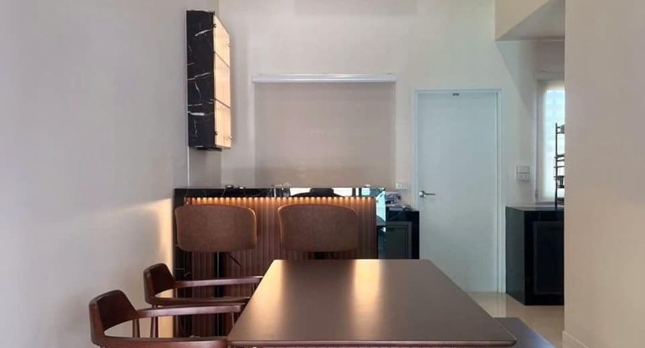 For rent 2 bedrooms townhouse in Bang Phli, Samut Prakan