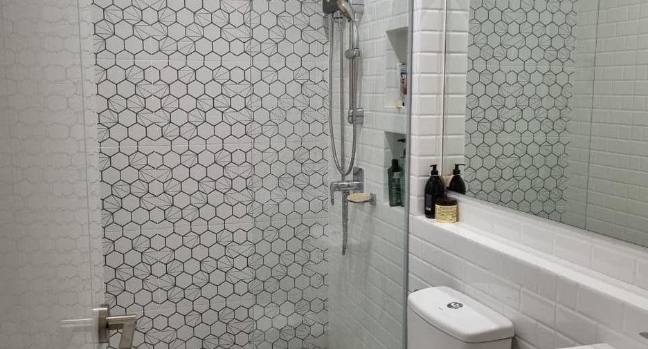 For rent 2 bedrooms townhouse in Bang Phli, Samut Prakan