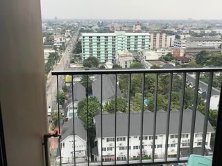 For sale 3 bedrooms condo in Mueang Samut Prakan, Samut Prakan