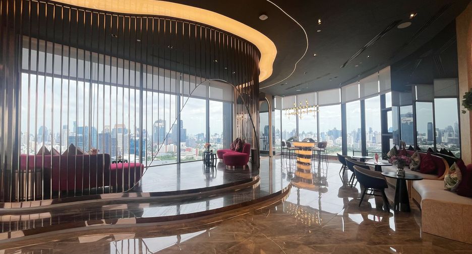 For rent 1 bed condo in Khlong Toei, Bangkok