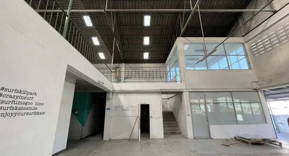 Casa en venta de estudio en Min Buri, Bangkok