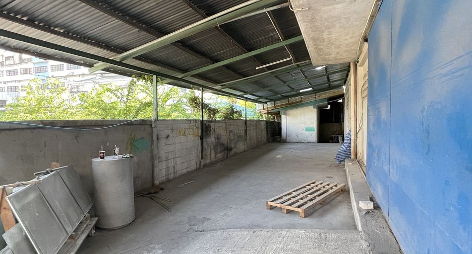 Casa en venta de estudio en Min Buri, Bangkok
