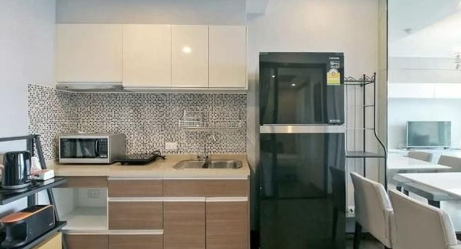 For sale and for rent 2 bedrooms condo in Sathon, Bangkok