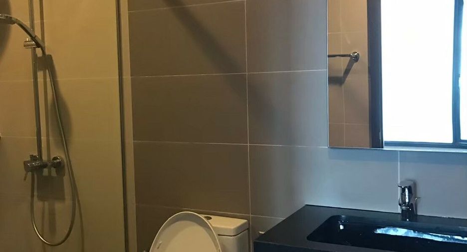 Condo en venta y en alquiler de 2 habitaciones en Khlong Toei, Bangkok