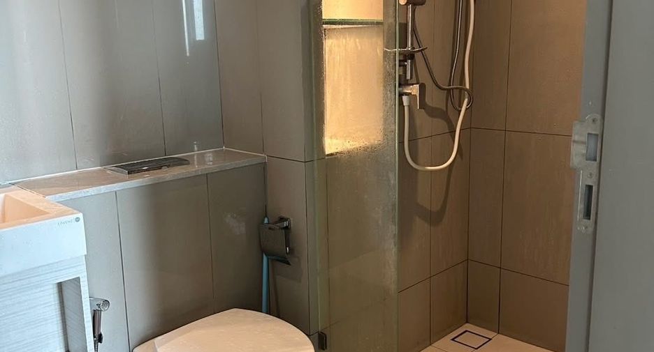 Condo en alquiler de 1 habitaciones en Thon Buri, Bangkok