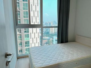 出租 2 卧室 公寓 在 Huai Khwang, 曼谷