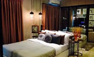 Condo en venta y en alquiler de 1 habitaciones en Huai Khwang, Bangkok