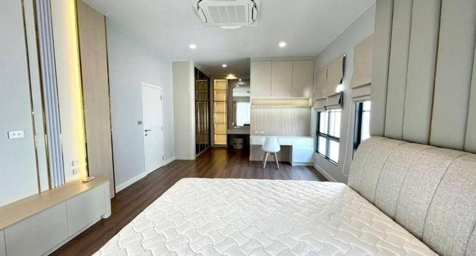 For sale and for rent 4 bedrooms house in Bang Phli, Samut Prakan