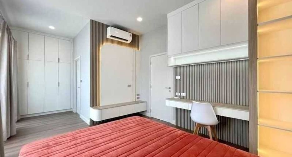 For sale and for rent 4 bedrooms house in Bang Phli, Samut Prakan