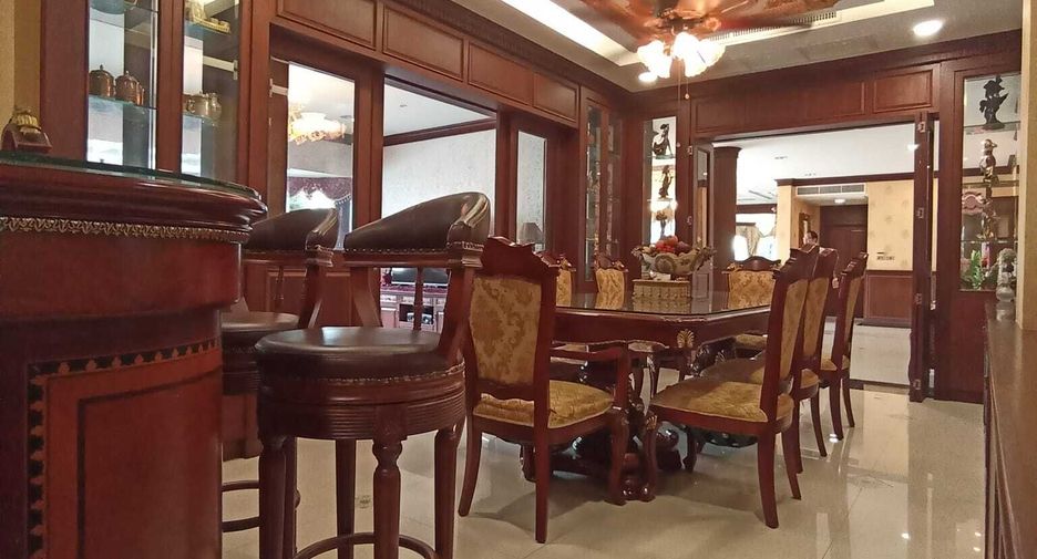 出售 4 卧室 独立屋 在 Phra Samut Chedi, Samut Prakan