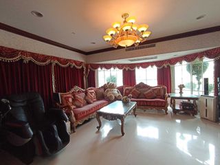 Casa en venta de 4 habitaciones en Phra Samut Chedi, Samut Prakan